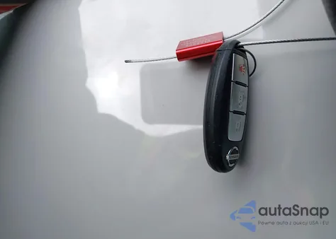 2016 Nissan Pathfinder Platinum/S/Sl/Sv z USA, uszkodzony, nr VIN 5N1AR2MM6GC656100